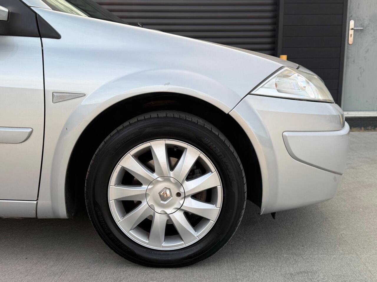 2007 Renault Megane 1.6 VVT Dynamique 5dr