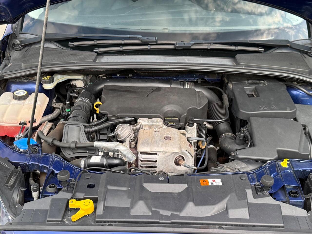 2015 Ford Focus 1.0T EcoBoost Zetec Euro 6 (s/s) 5dr