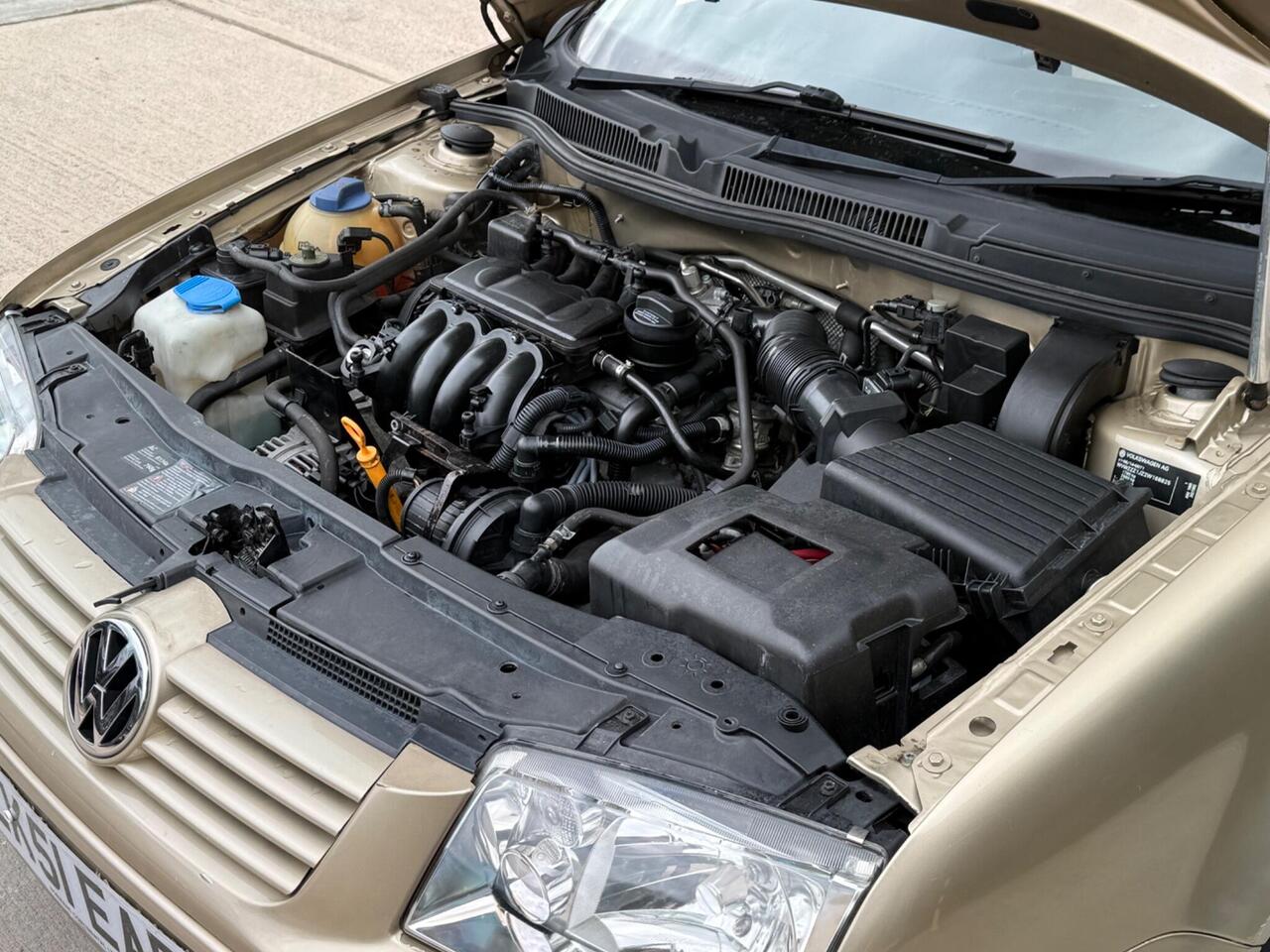 2001 Volkswagen Bora 1.6 SE 4dr