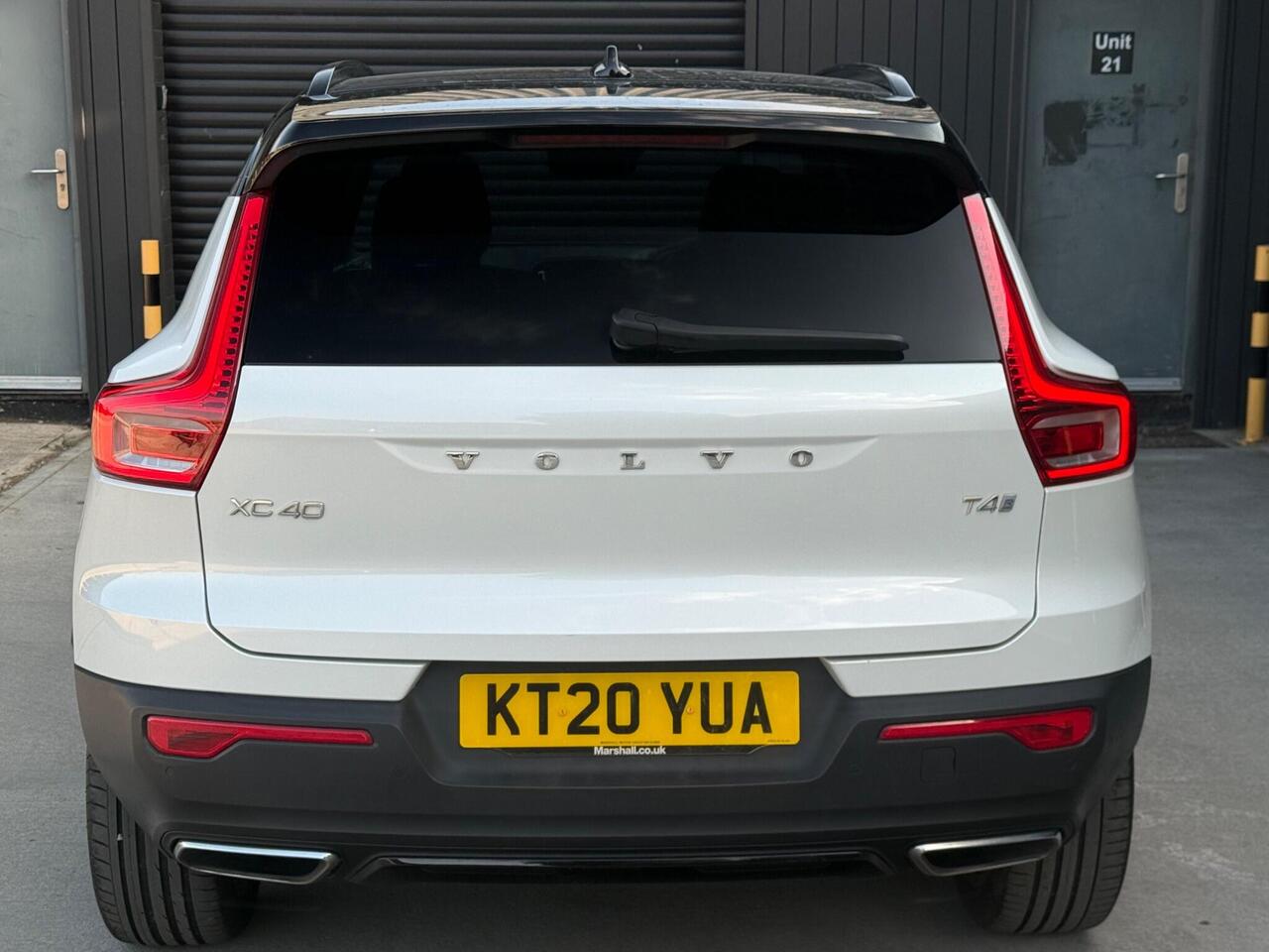 2020 Volvo XC40 2.0 T4 R-Design Pro Auto Euro 6 (s/s) 5dr
