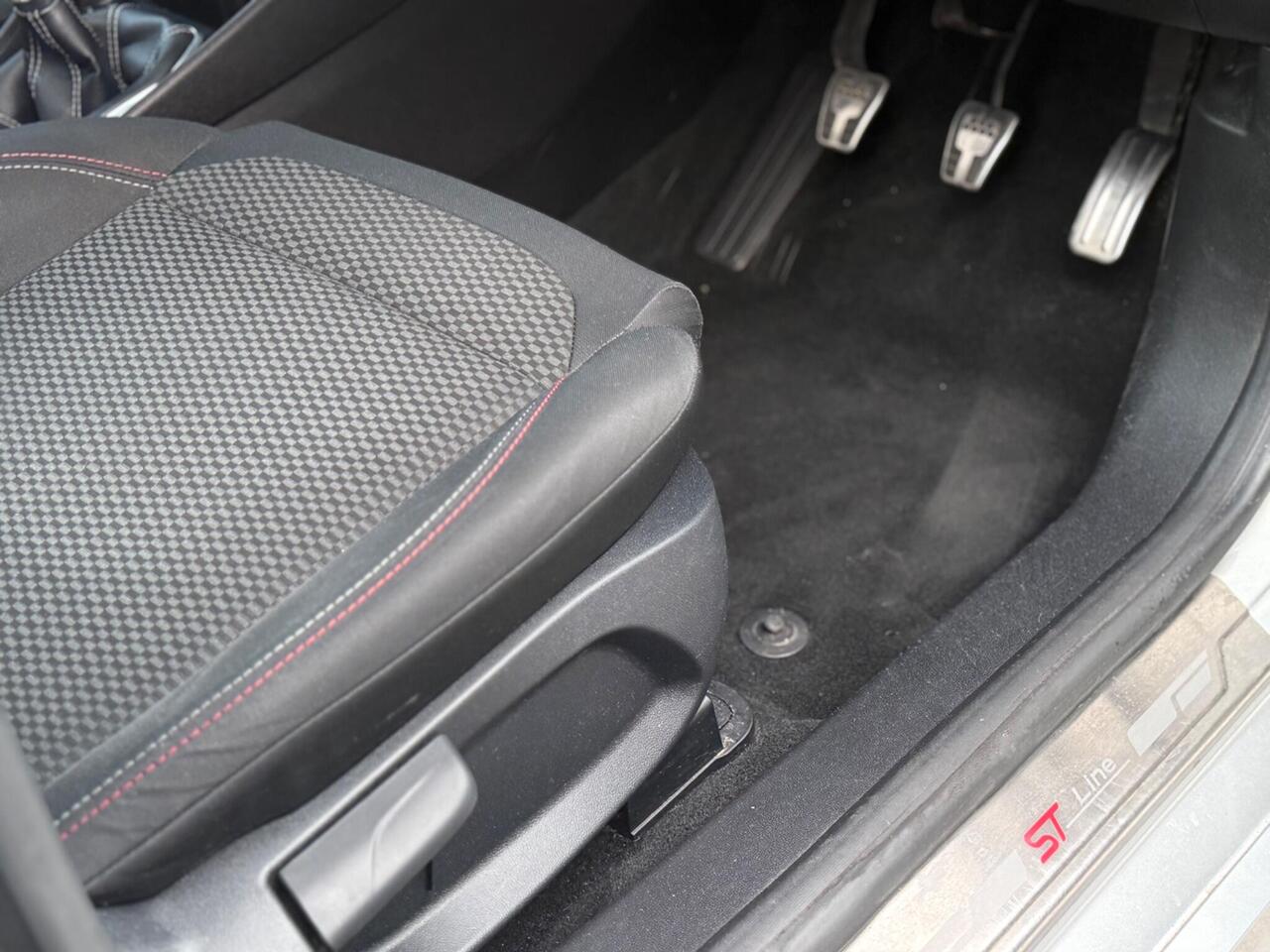 2018 Ford Fiesta 1.0T EcoBoost ST-Line Euro 6 (s/s) 5dr
