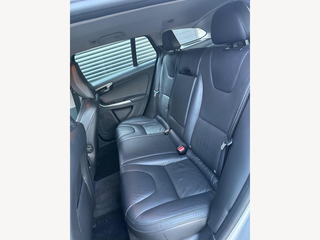 2011 Volvo V60 2.0 D3 SE Lux Geartronic Euro 5 5dr