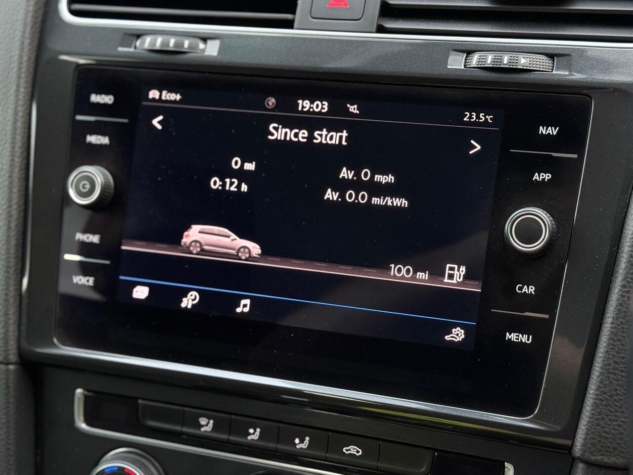 2019 Volkswagen e-Golf 35.8kWh e-Golf Auto 5dr