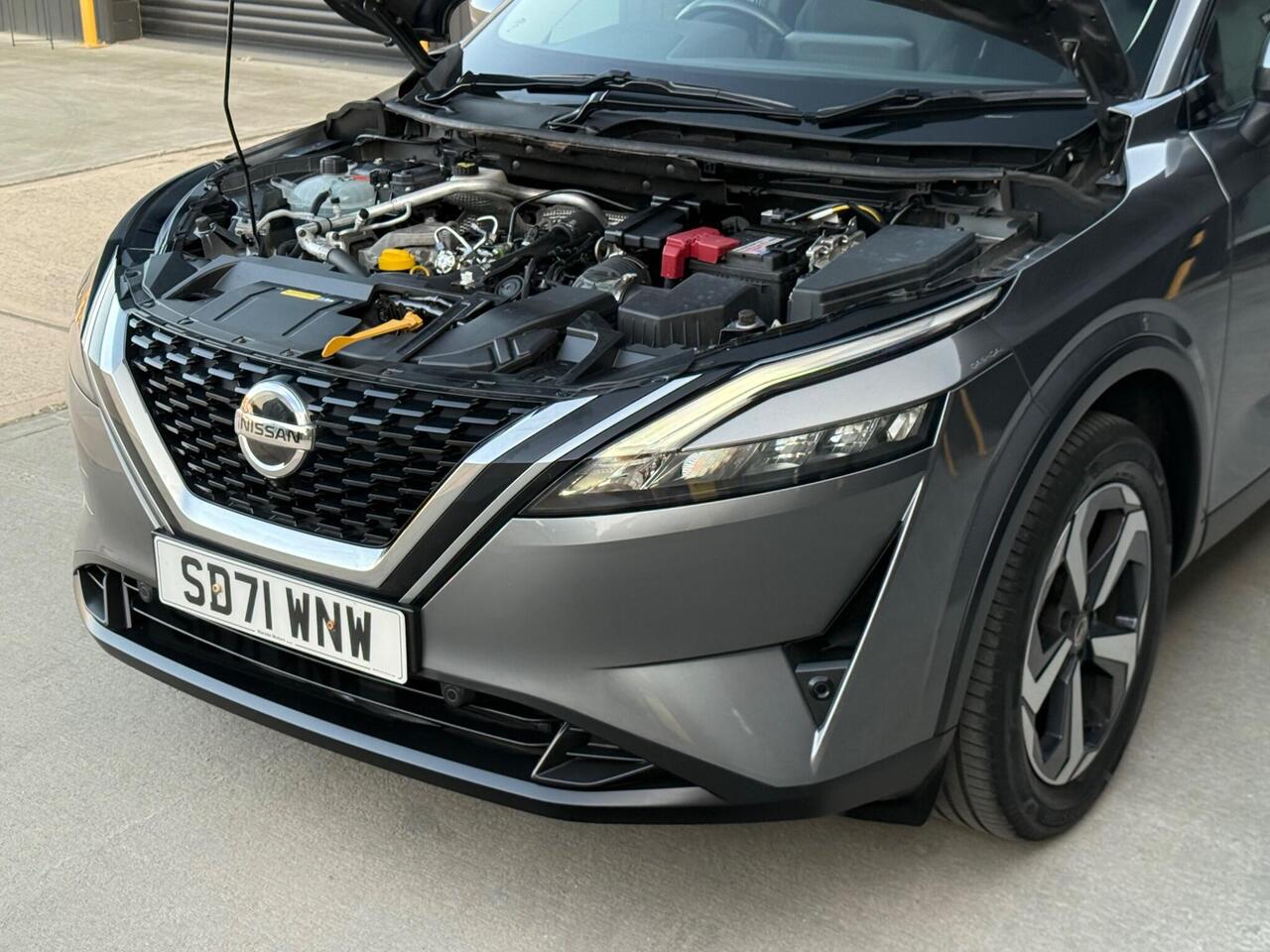 2021 Nissan Qashqai 1.3 DIG-T MHEV N-Connecta Euro 6 (s/s) 5dr