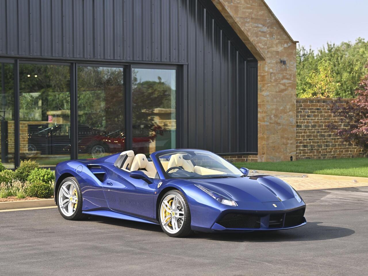 Ferrari 488
