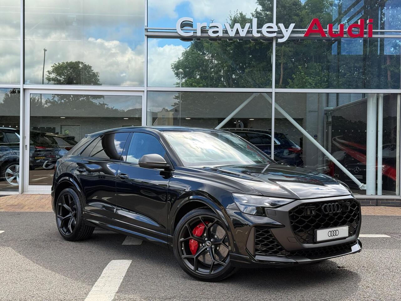 Audi RSQ8