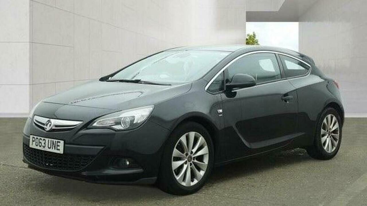 Vauxhall Astra Gtc 2013 photo 5