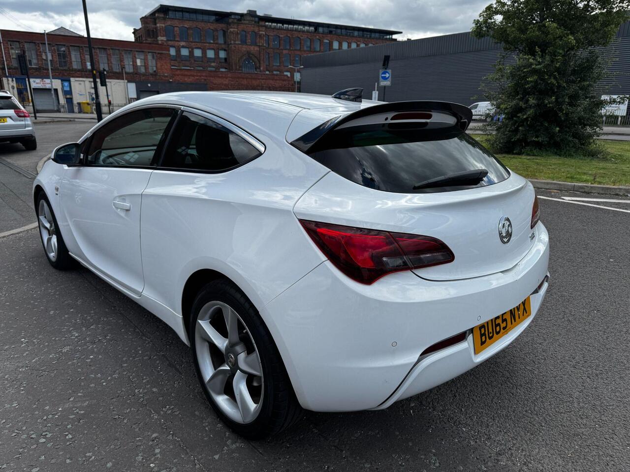 Vauxhall Astra Gtc 2015 photo 5