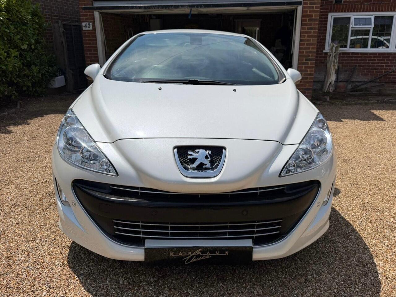 Peugeot 308 Cc 2010 photo 4