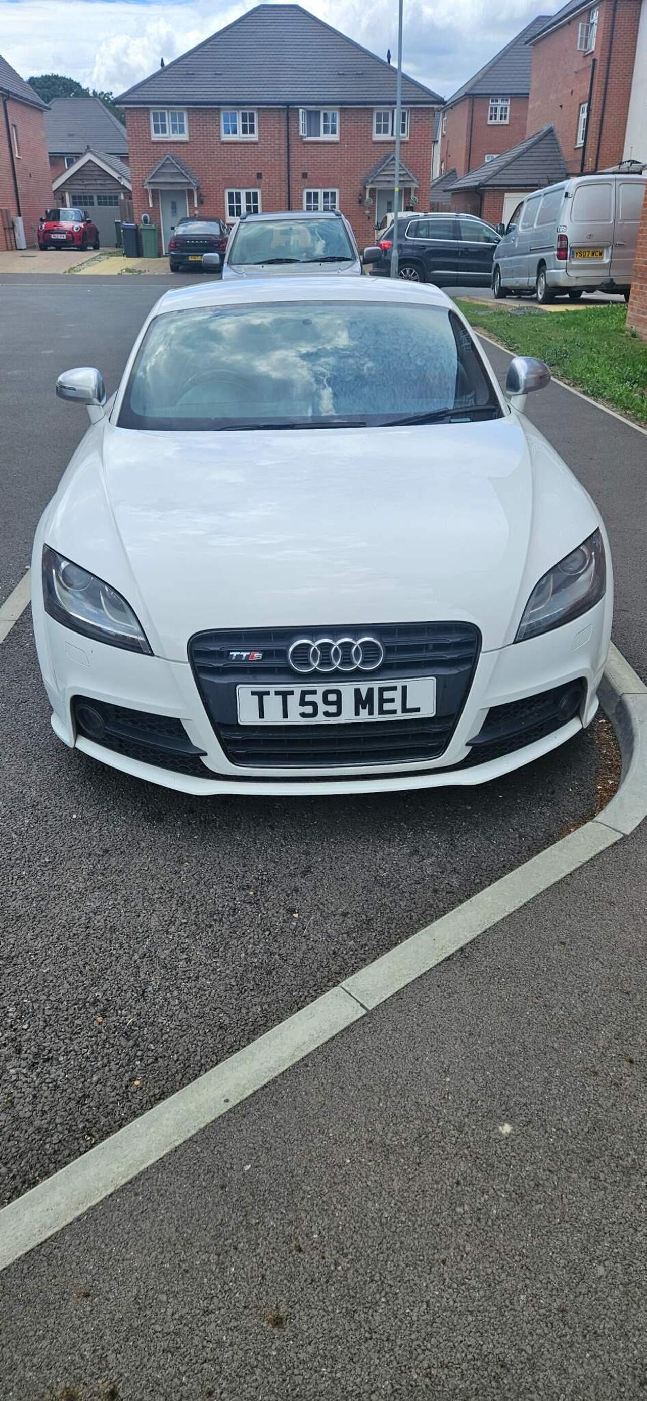 Audi Tts 2012 photo 2