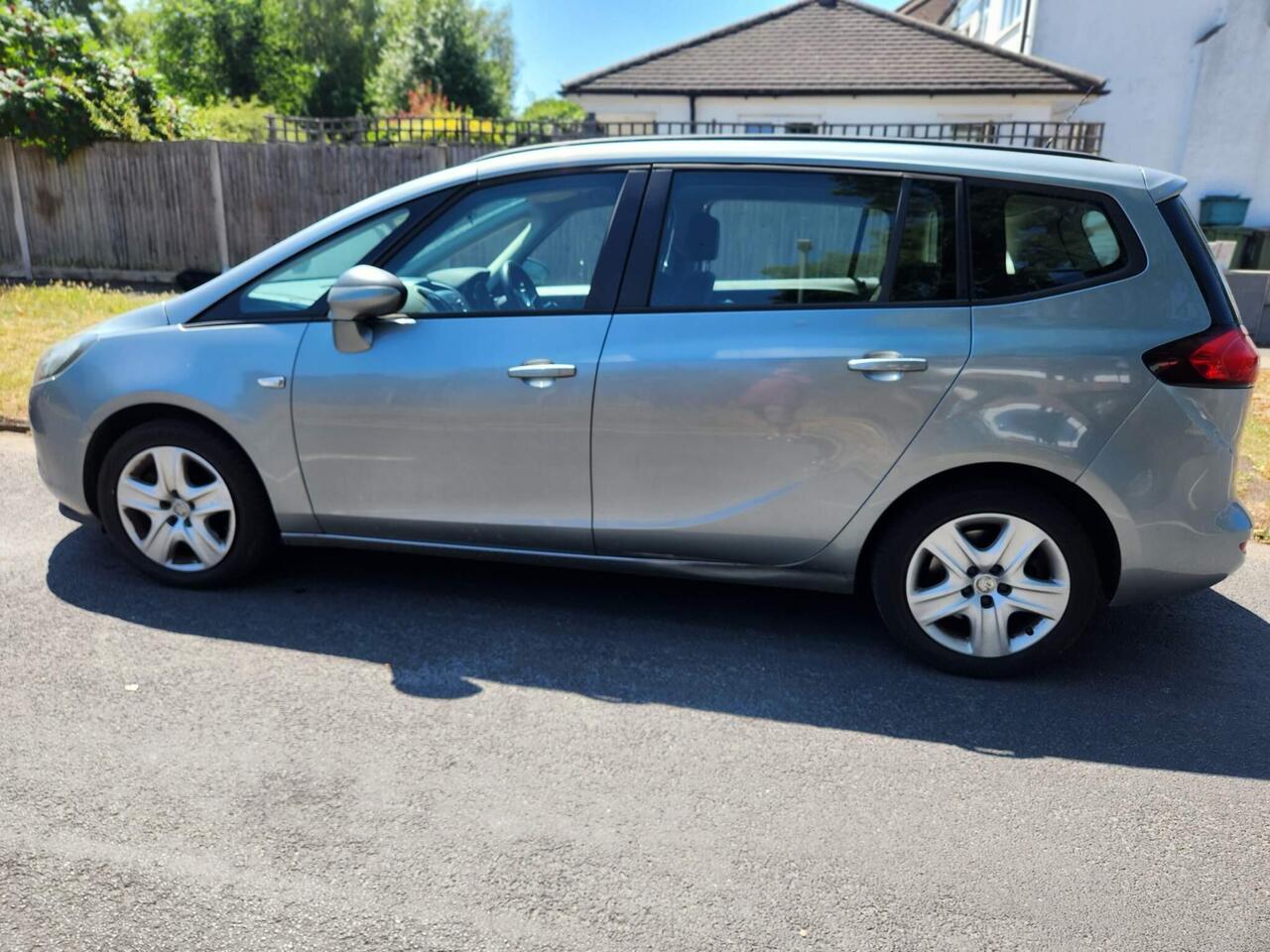 Vauxhall Zafira Tourer 2014 photo 4
