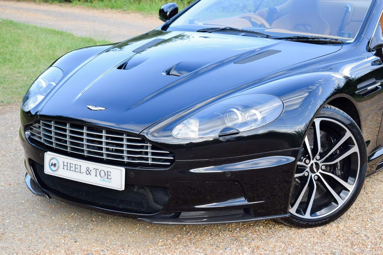 Aston Martin Dbs 2010 photo 2