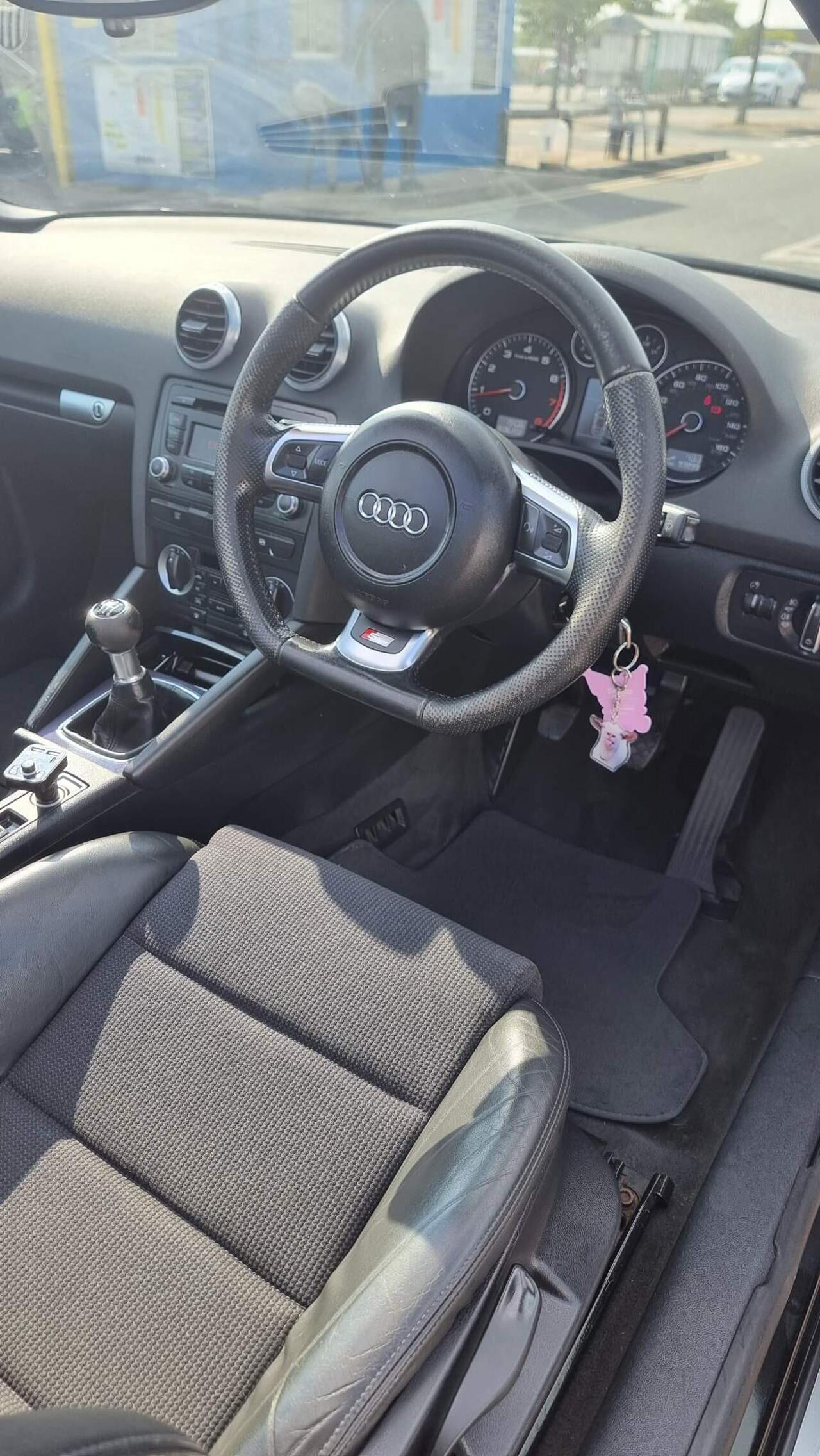 Audi A3 Cabriolet 2009 photo 4