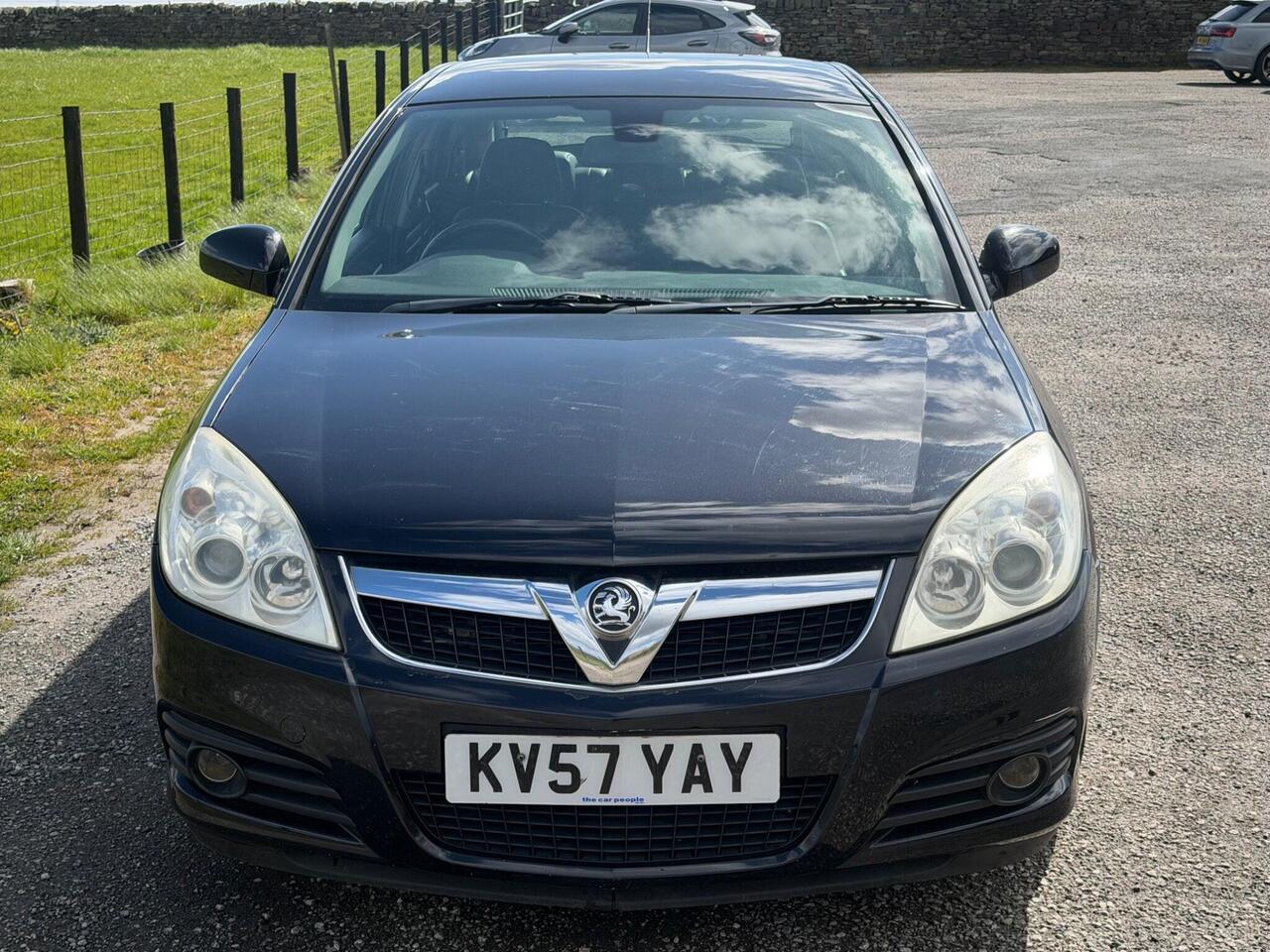 Vauxhall Vectra 2007 photo 3