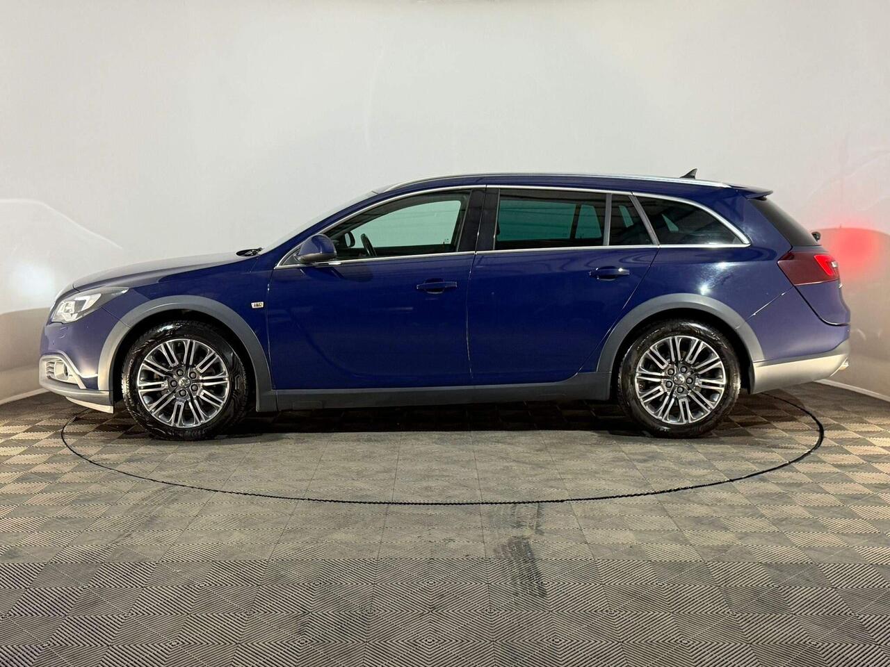 Vauxhall Insignia 2014 photo 5