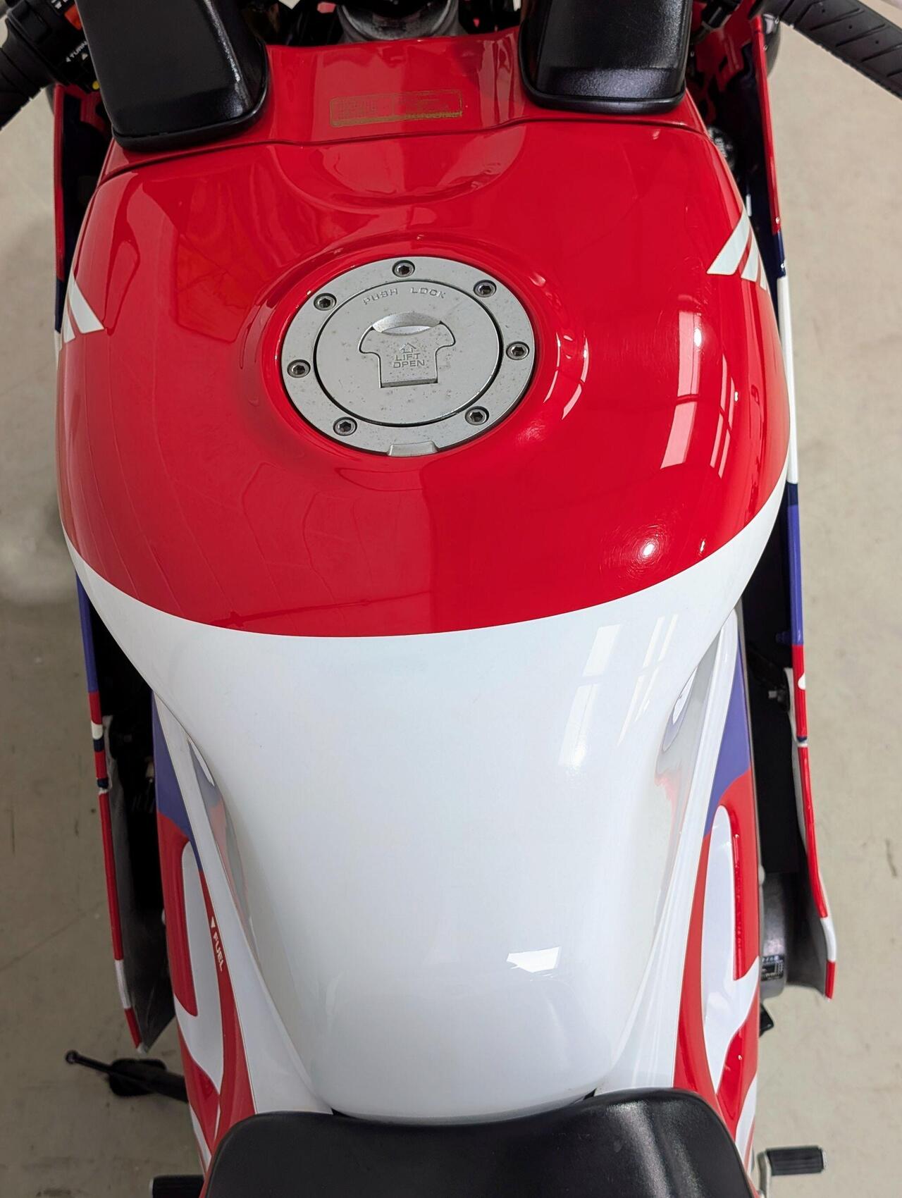 1995 Honda RVF400 - Photo 17