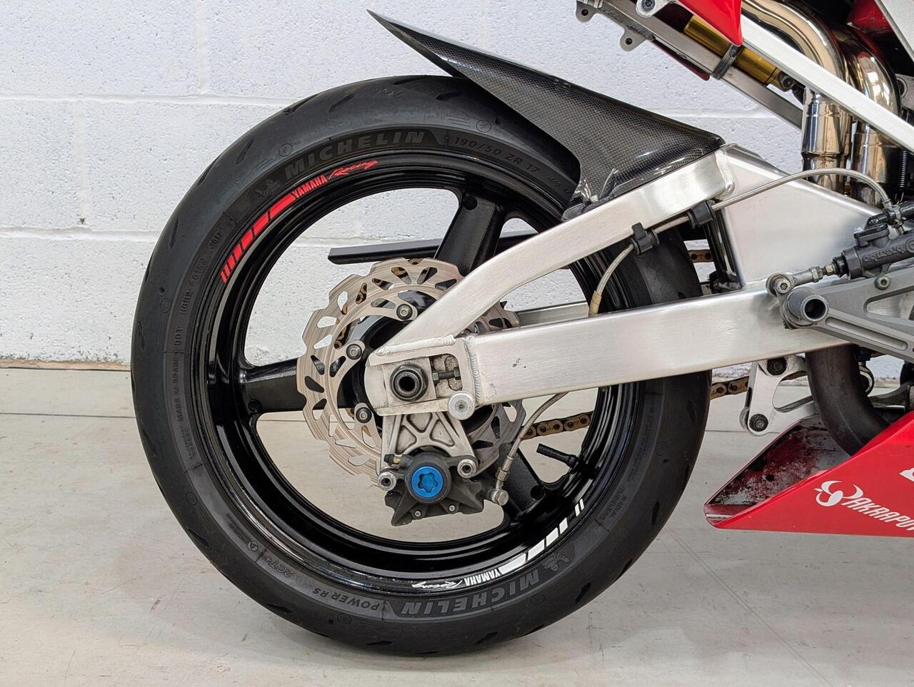 1999 Yamaha R1 - Photo 7