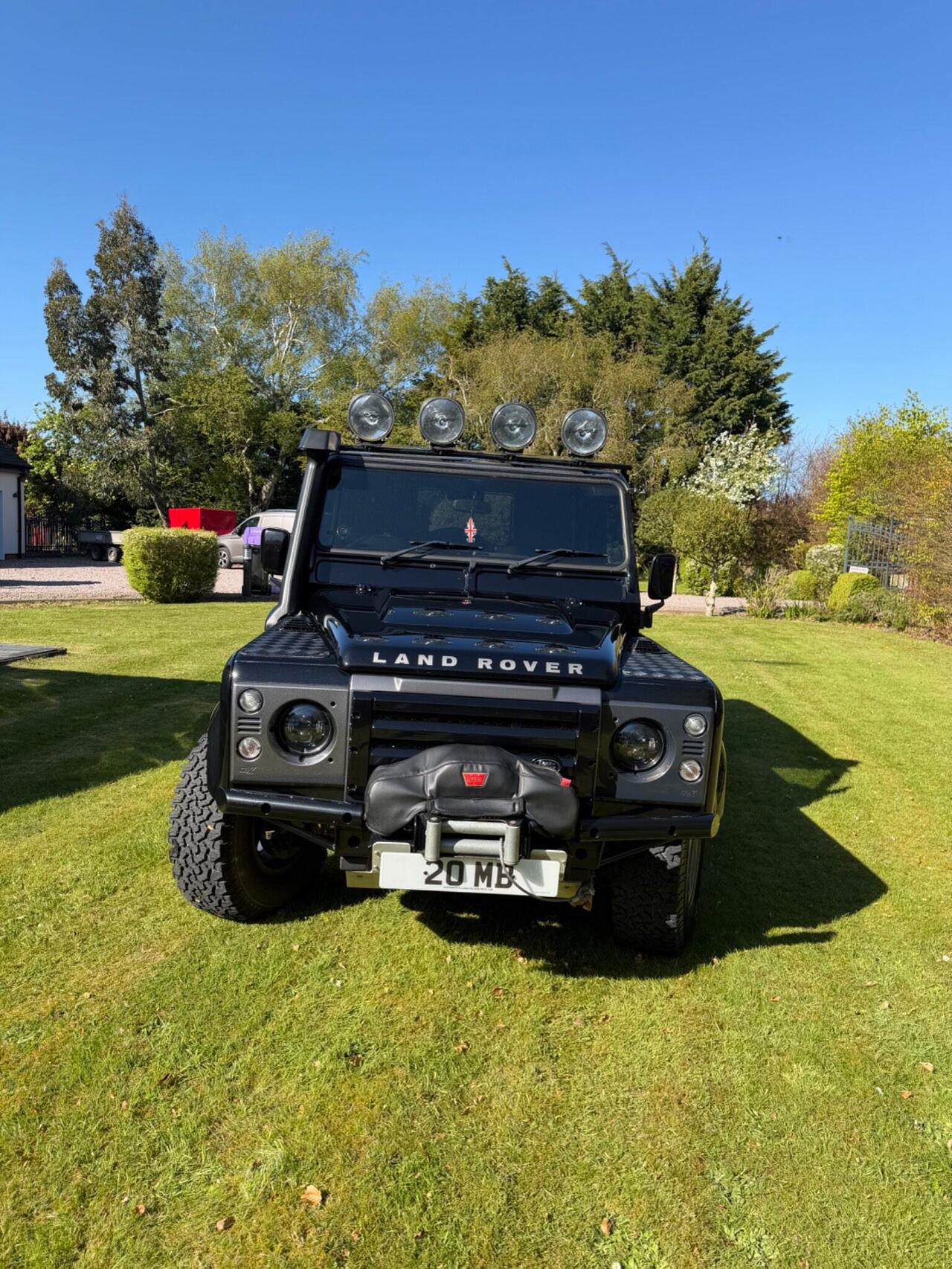 Land Rover Defender 90 2013 photo 2
