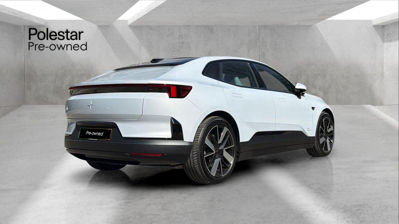Polestar Polestar 4 2026 photo 3