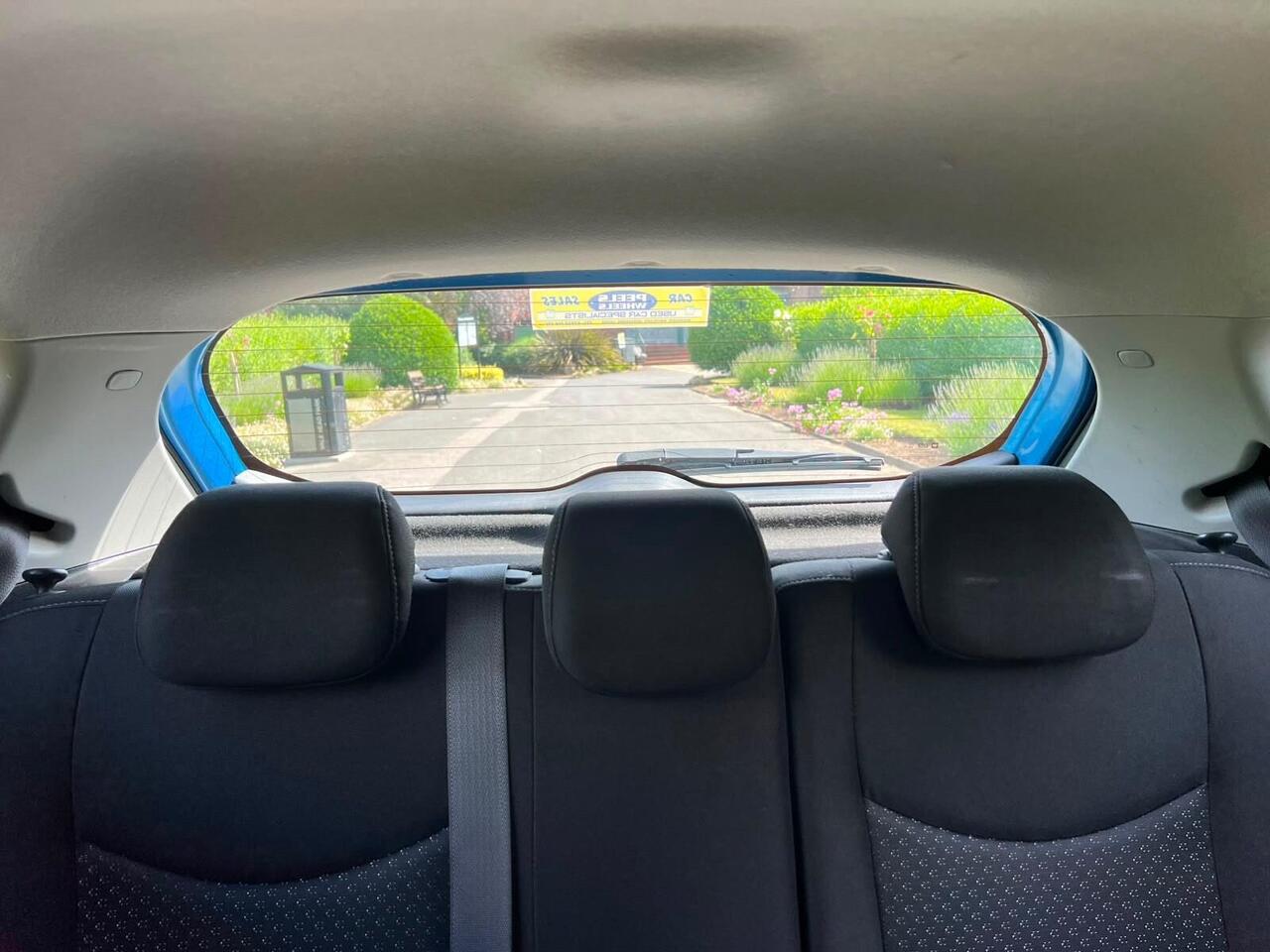 Vauxhall Viva 2016 photo 3
