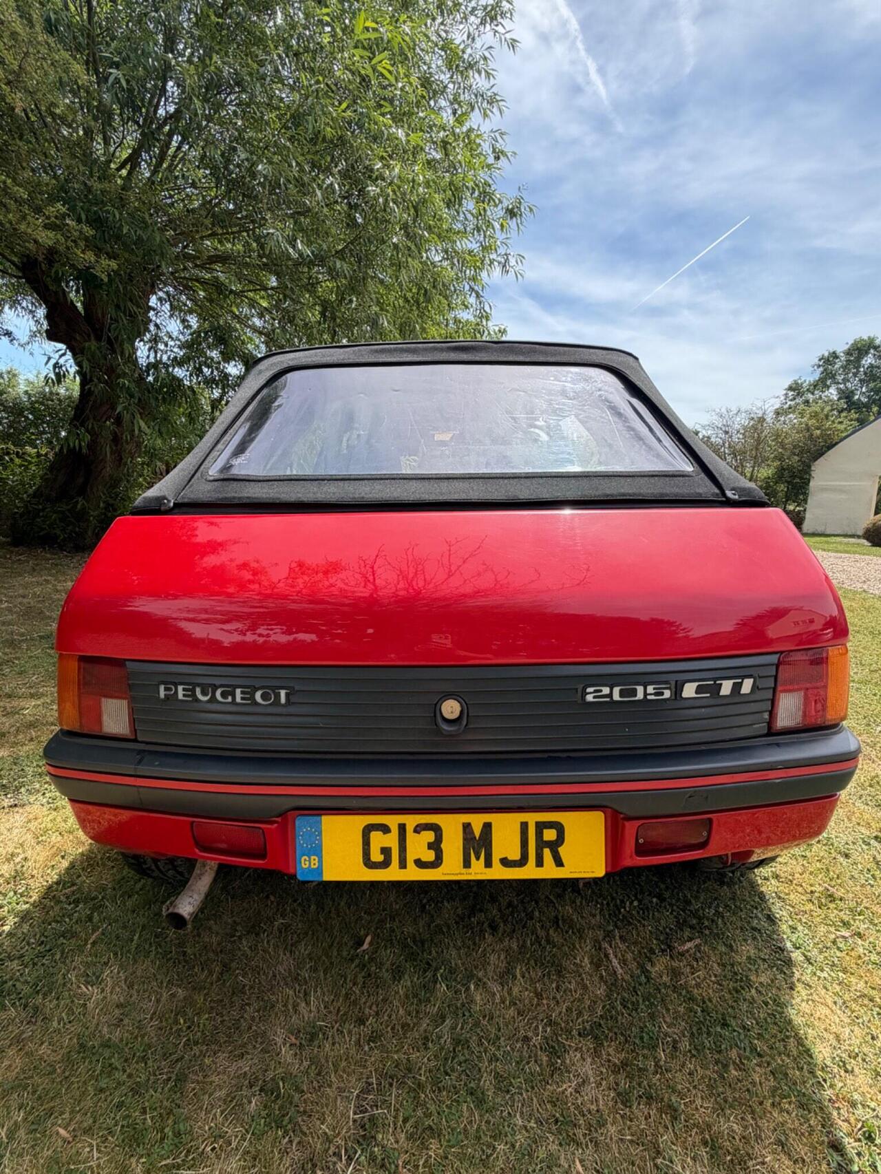 Peugeot 205 1990 photo 3