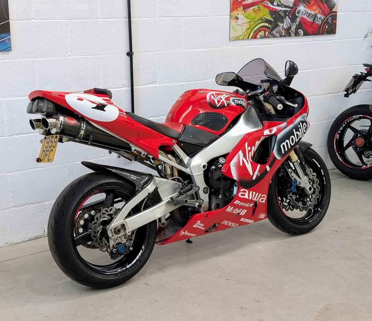 1999 Yamaha R1 - Photo 5