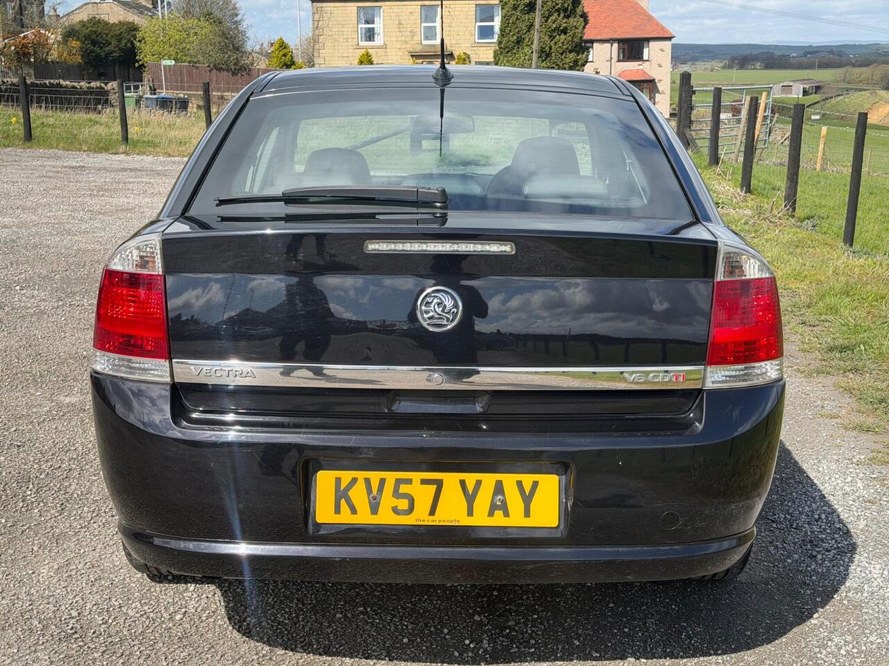 Vauxhall Vectra 2007 photo 4