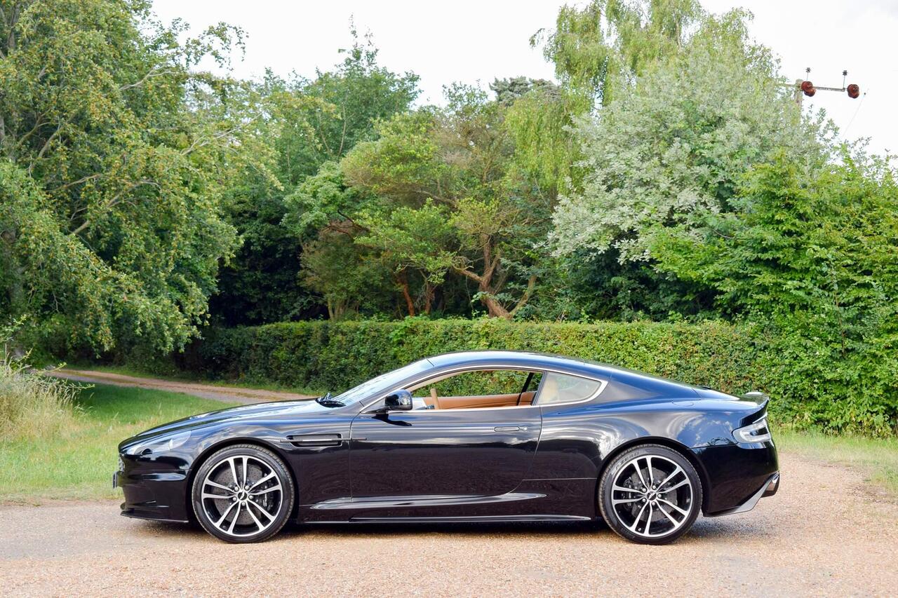 Aston Martin Dbs 2010 photo 3