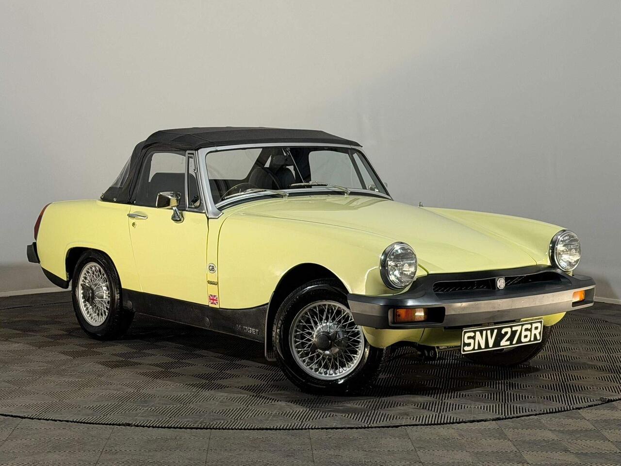 MG Midget 1977 photo 2