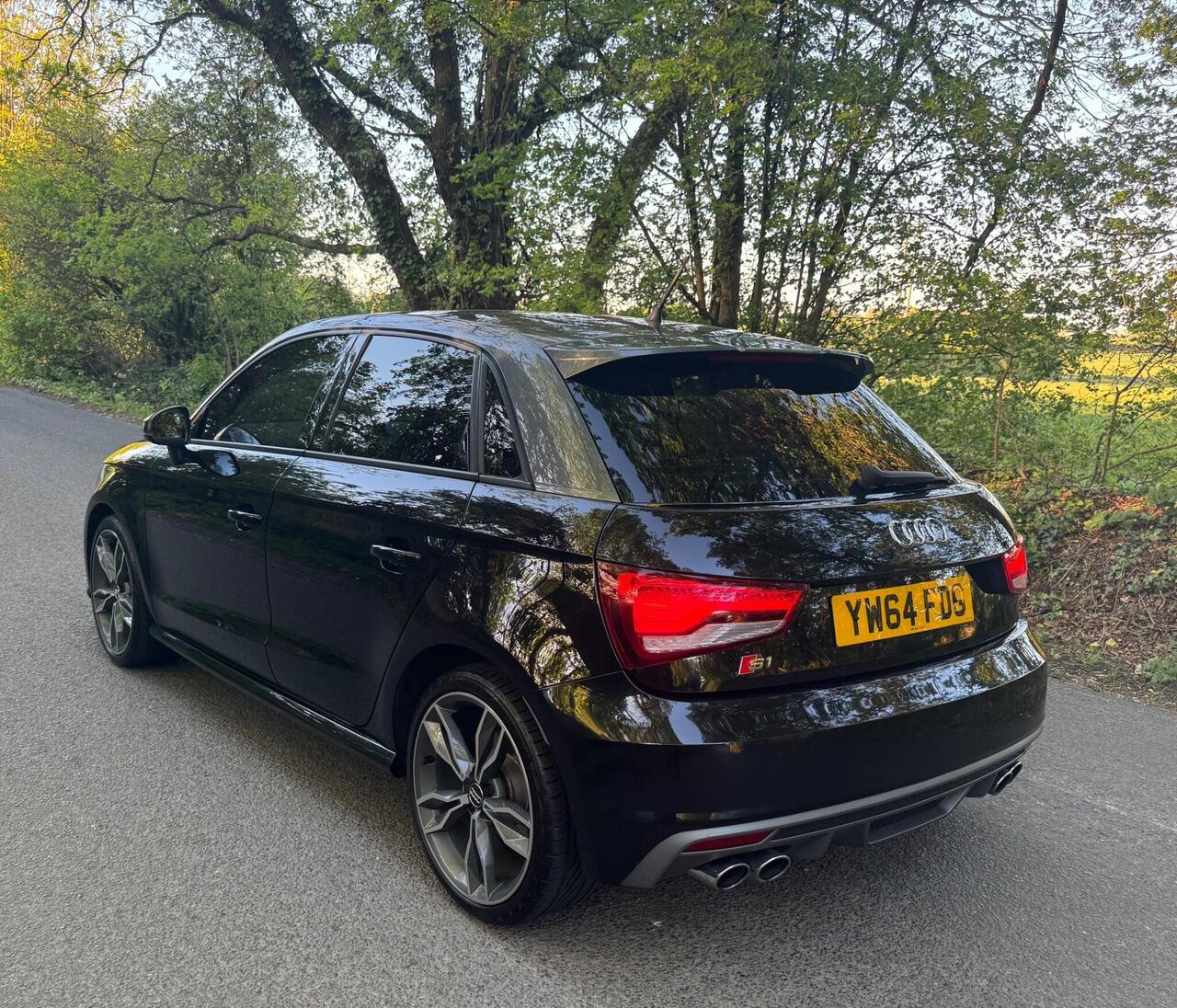 Audi S1 2015 photo 4