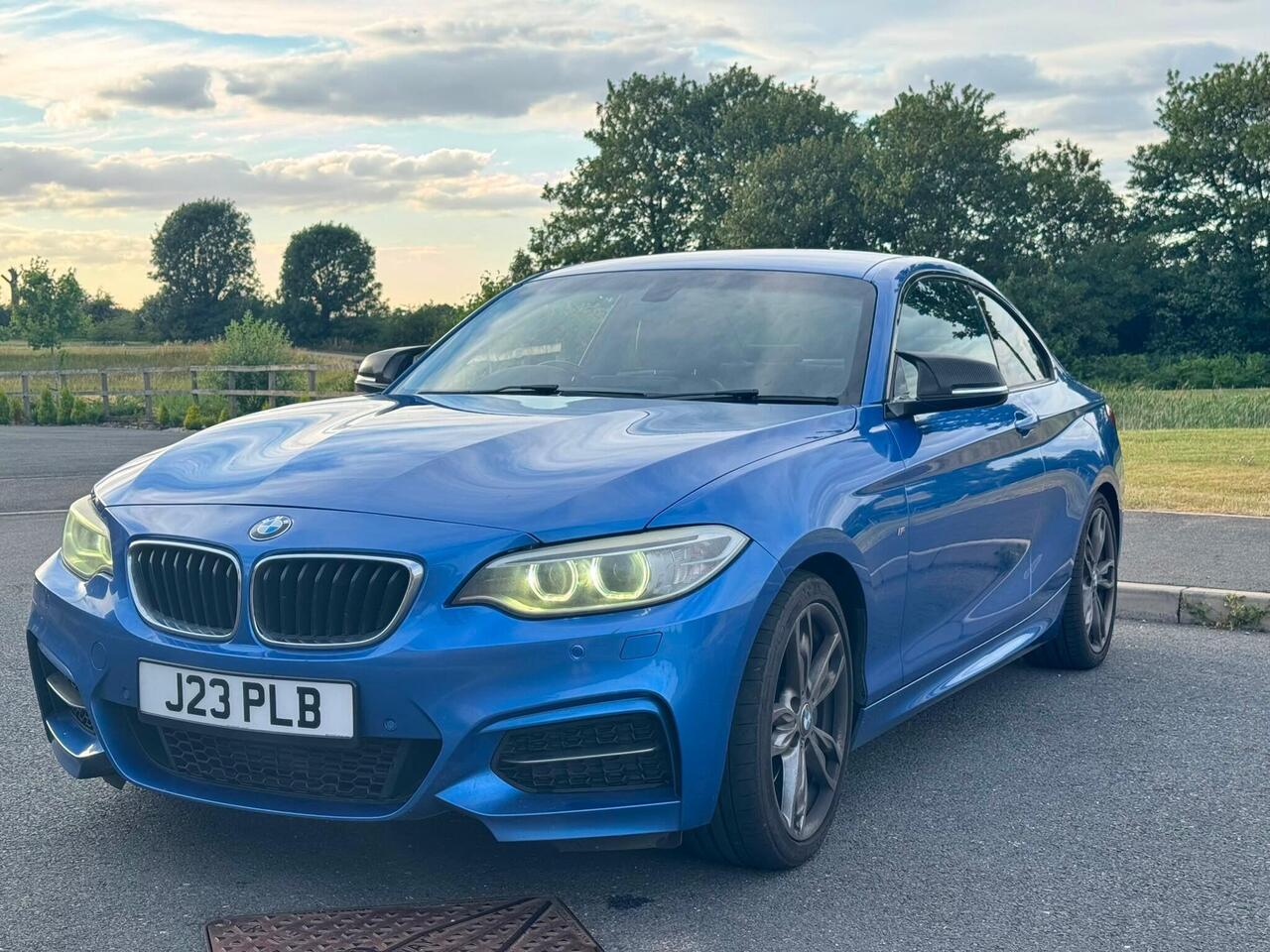 BMW M235I 2014 photo 2