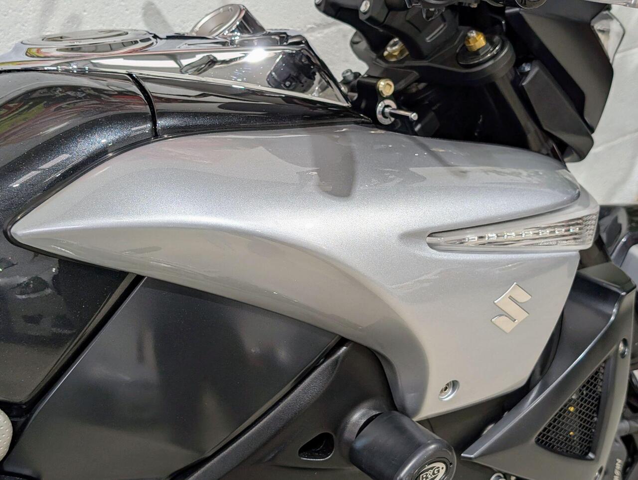 2008 Suzuki GSX1300 B-King - Photo 11