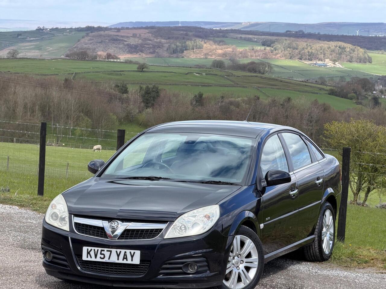 Vauxhall Vectra 2007 photo 2