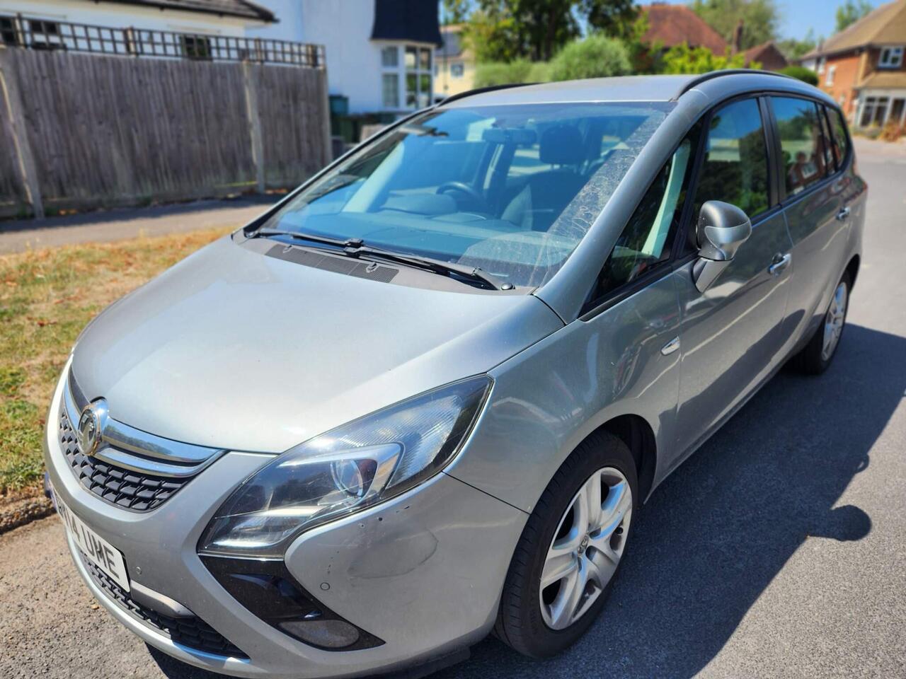 Vauxhall Zafira Tourer 2014 photo 2