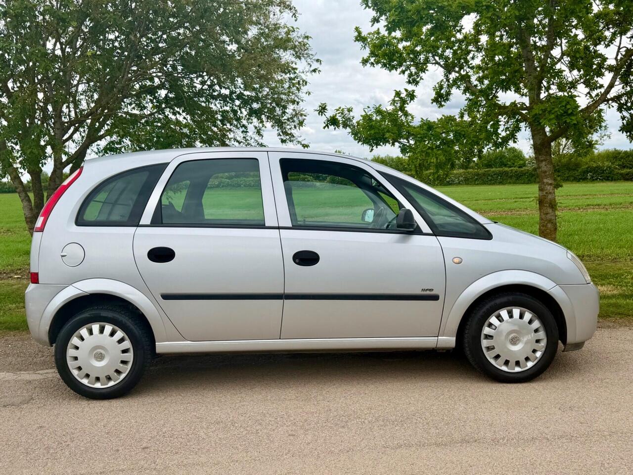 Vauxhall Meriva 2005 photo 2