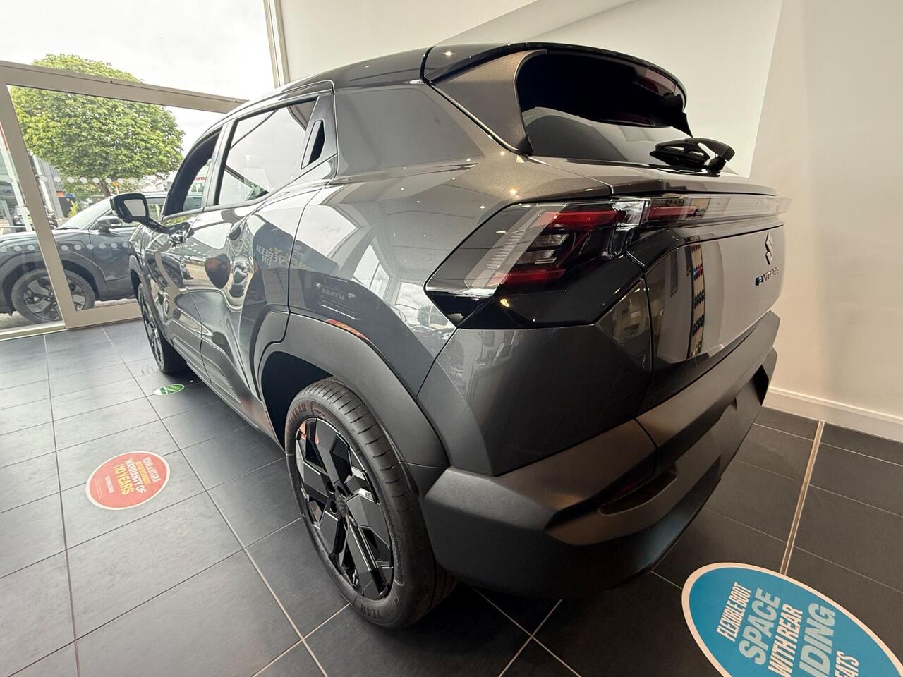 Suzuki E Vitara 2026 photo 4