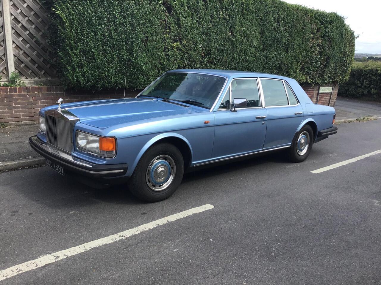 Rolls-Royce Silver Spirit 1982 photo 3