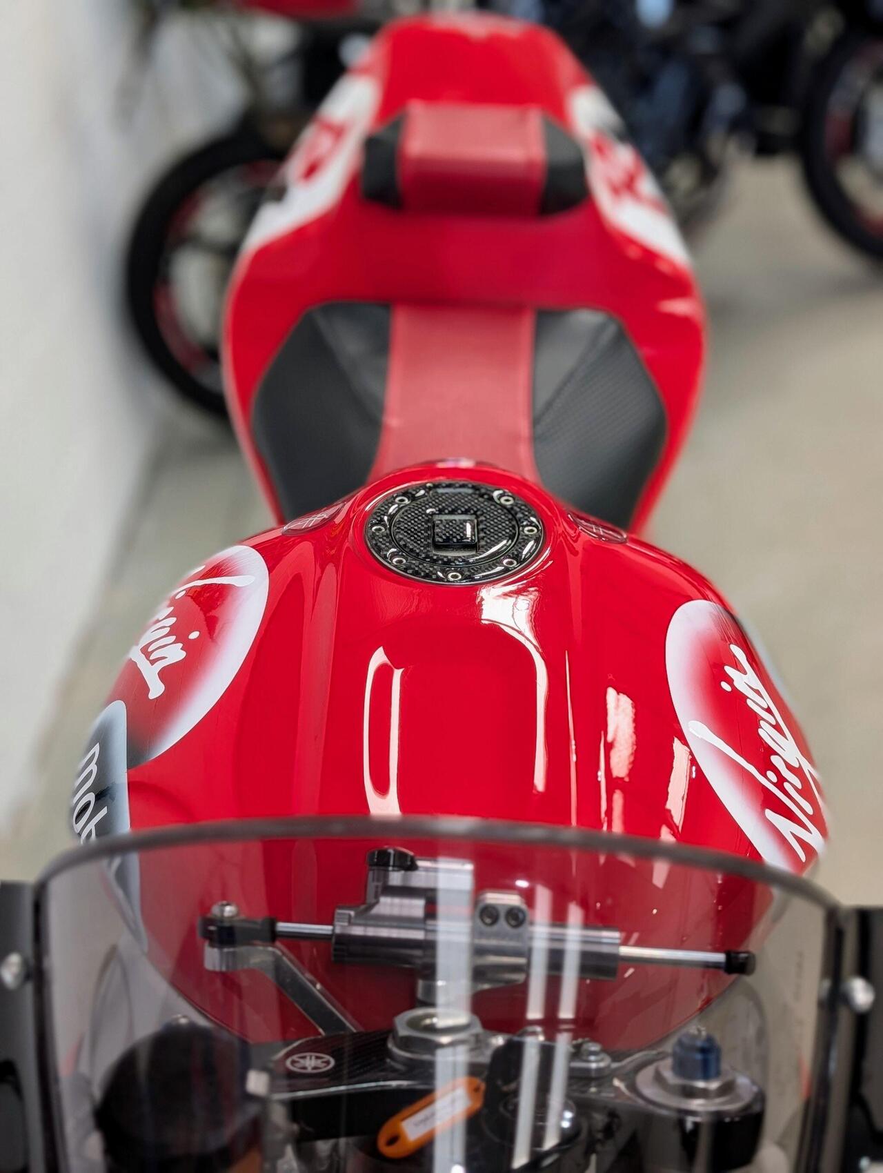 1999 Yamaha R1 - Photo 39