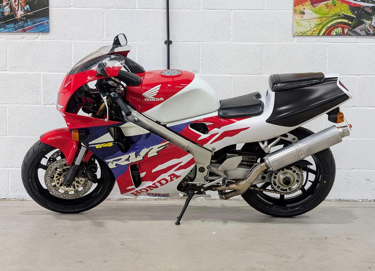 1995 Honda RVF400 - Photo 5