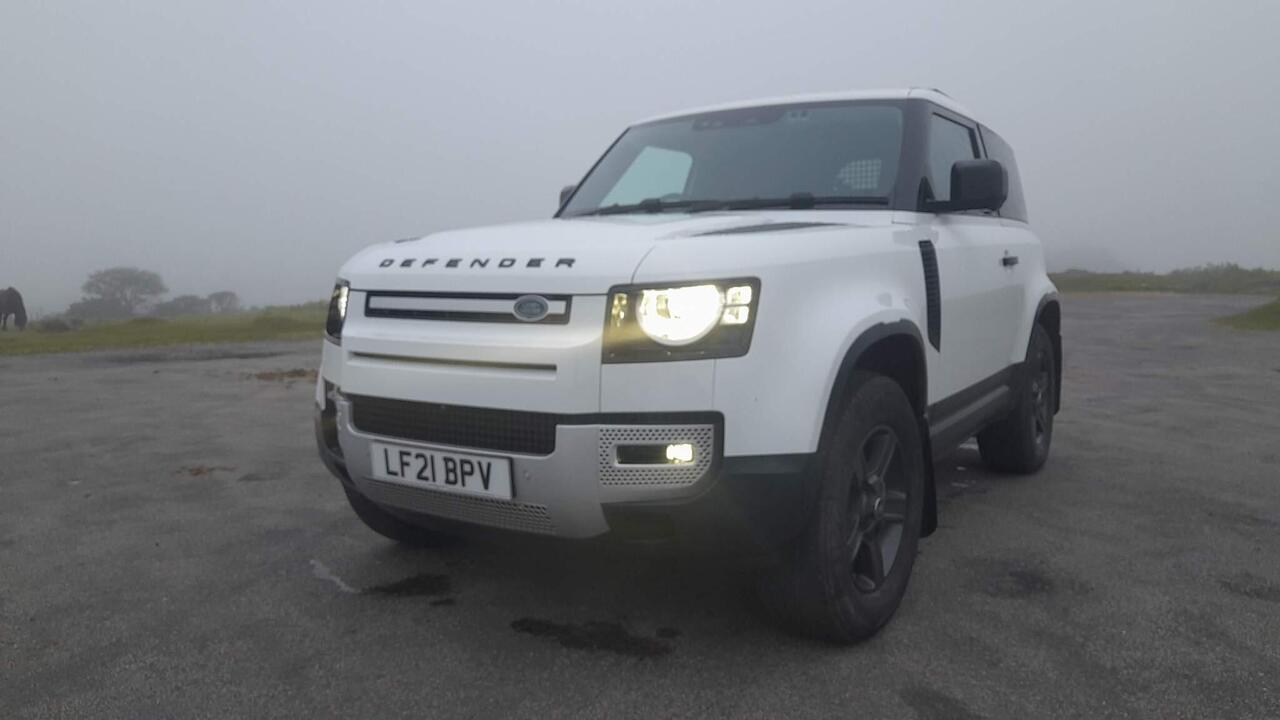 Land Rover Defender 90 2021 photo 3