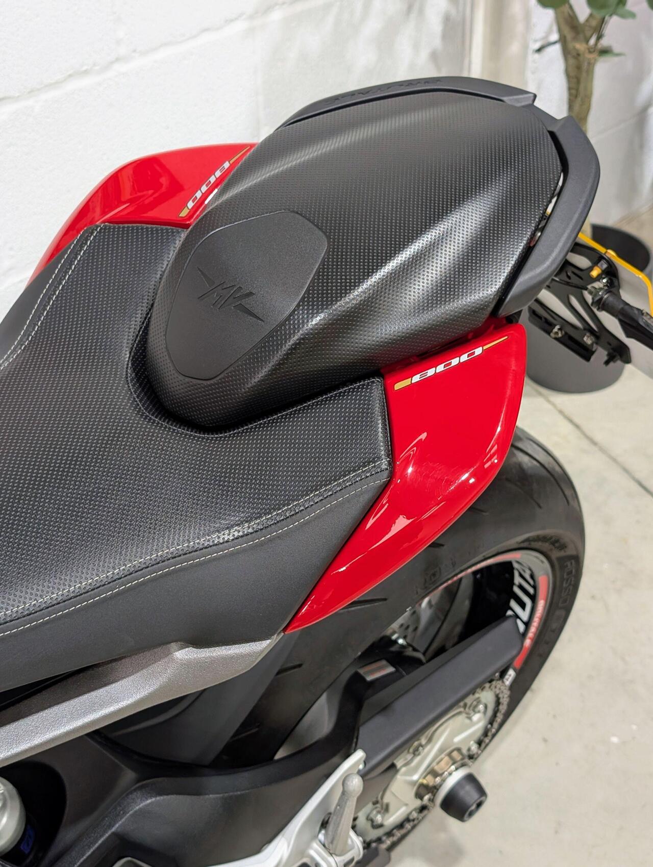 2016 MV Agusta Brutale 800 - Photo 27