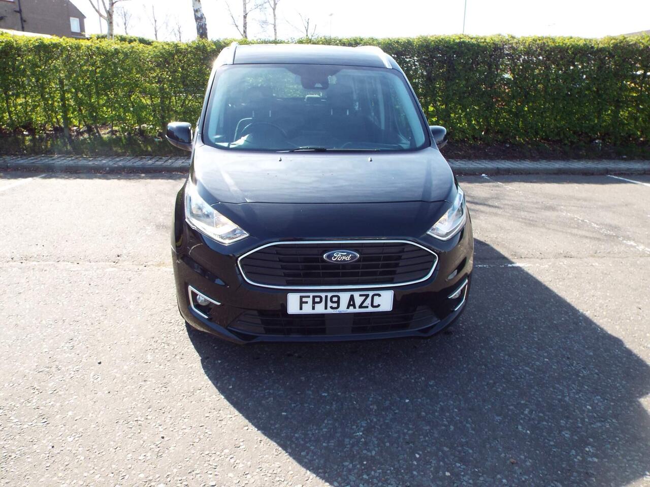 Ford Grand Tourneo Connect 2019 photo 2
