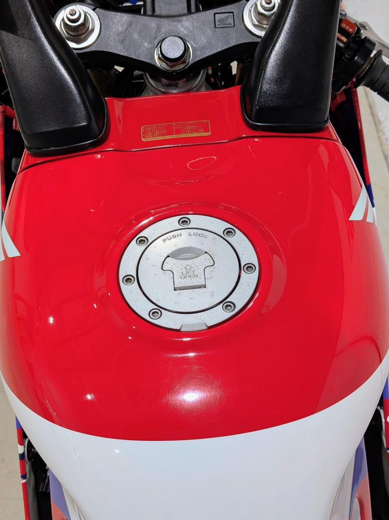 1995 Honda RVF400 - Photo 15