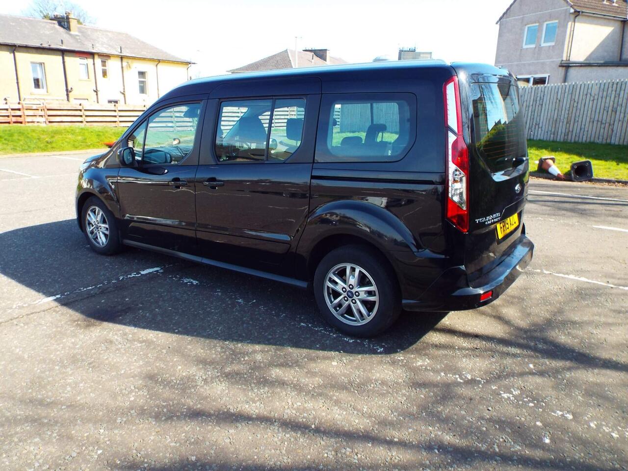 Ford Grand Tourneo Connect 2019 photo 5