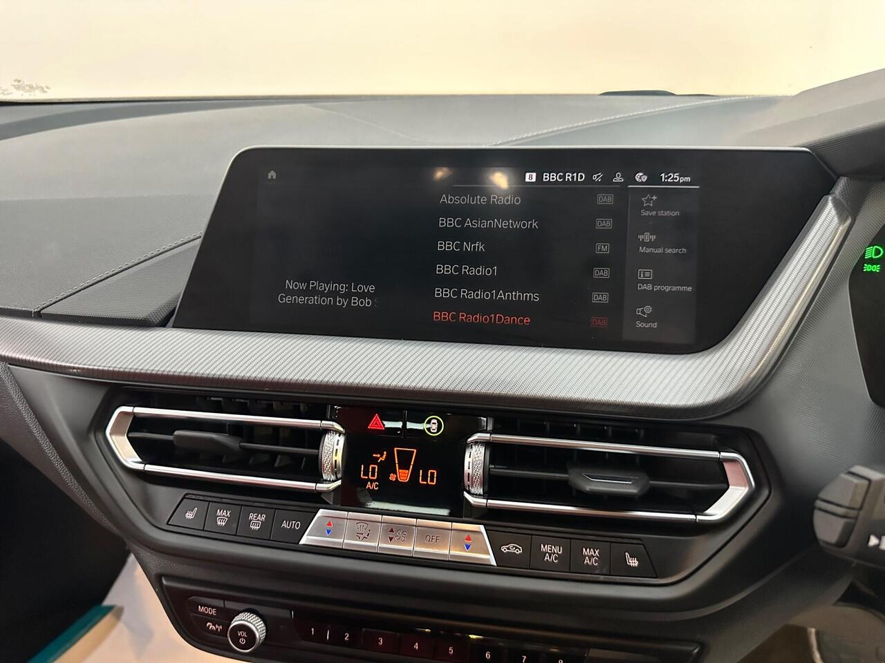 BMW 1 Series YP72HGD