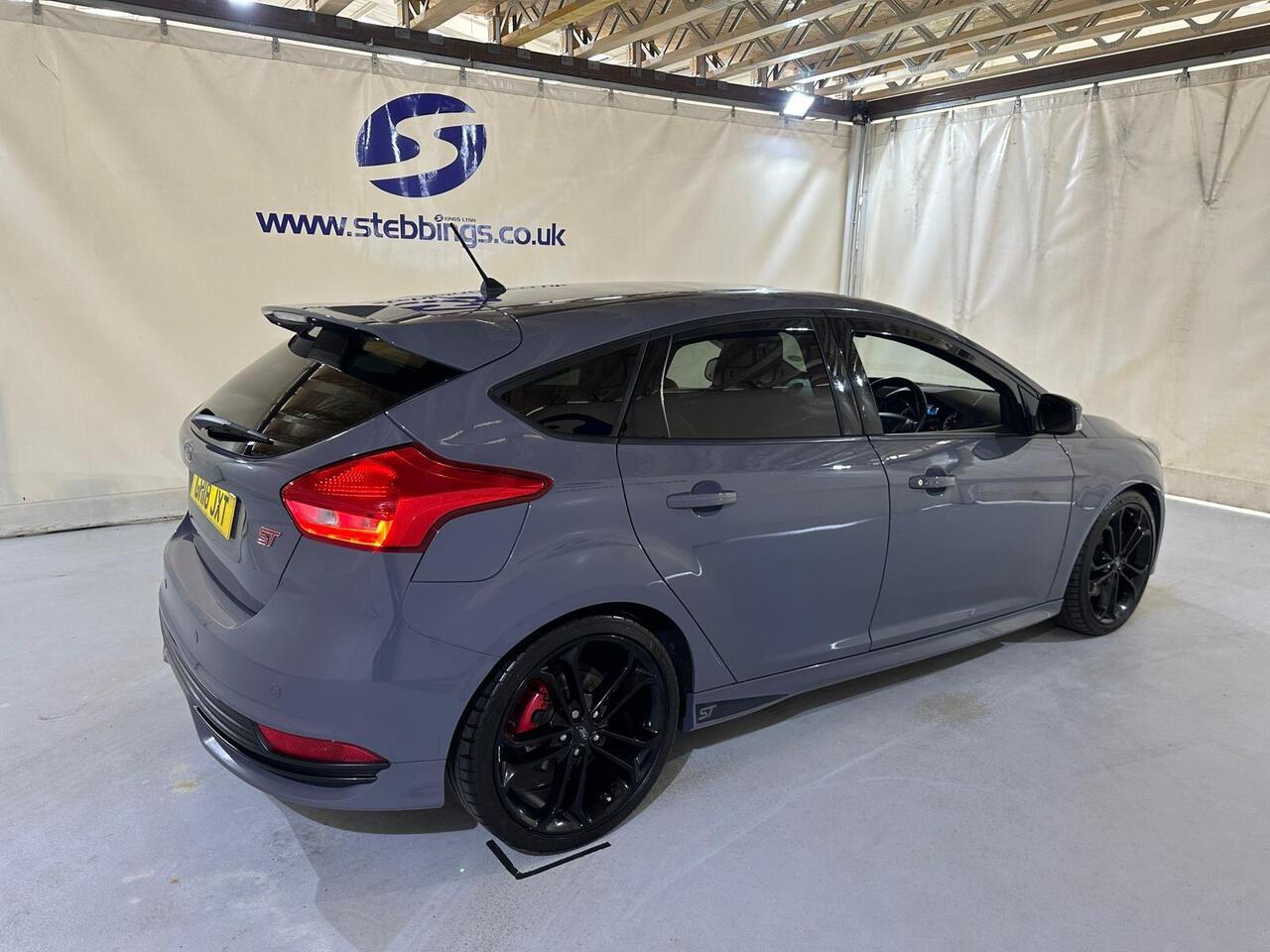 Ford Focus GH18JXT