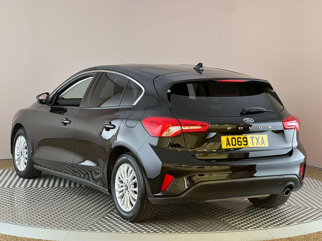 Ford Focus AO69TXA