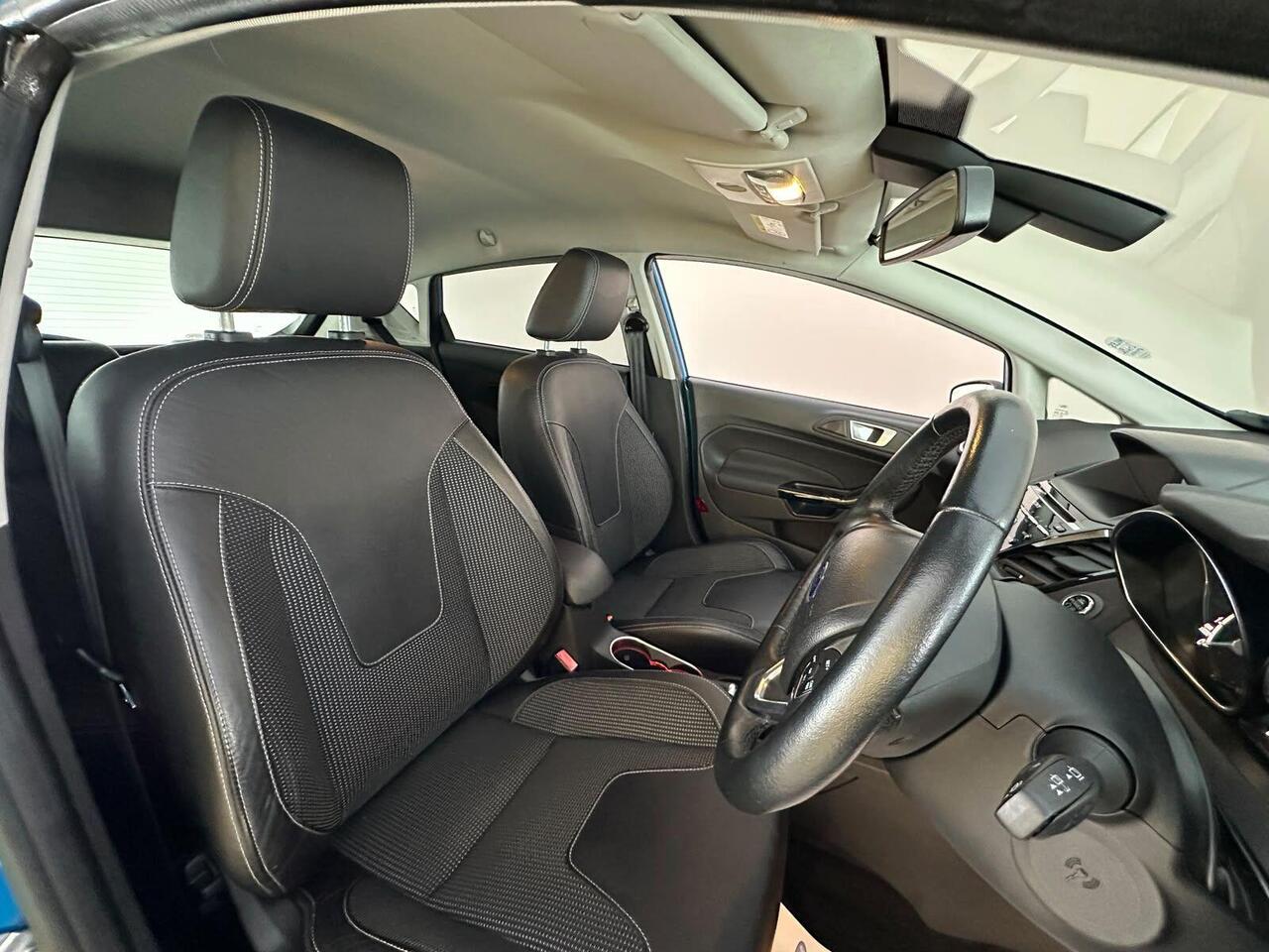 Ford Fiesta WV16OGW
