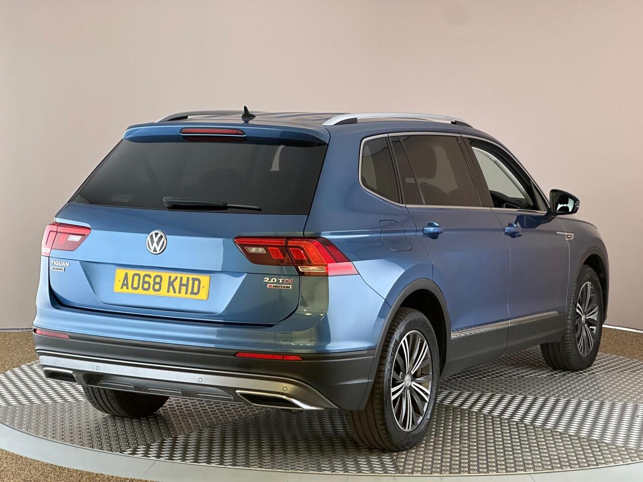 Volkswagen Tiguan Allspace AO68KHD