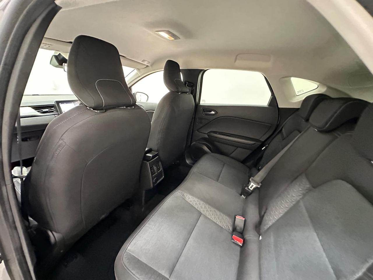 Renault Captur NL22YHZ